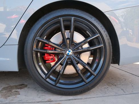 Used 2024 BMW 330i Sedan w/ M Sport Package RWD image 39