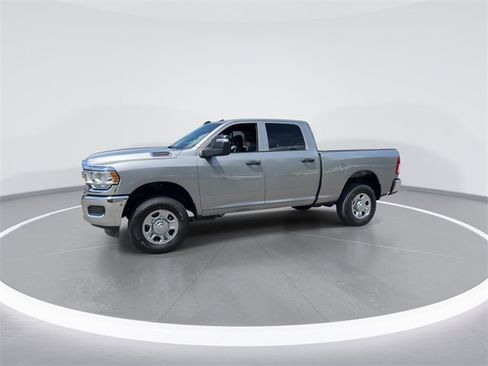 New 2024 RAM 2500 Tradesman w/ Chrome Appearance Group image 4