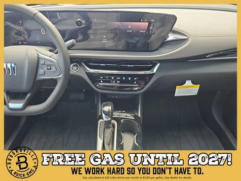 New 2026 Buick Envista Preferred FWD image 13