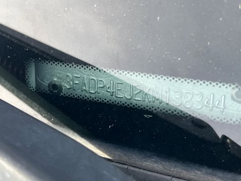 Used 2019 Ford Fiesta SE image 23