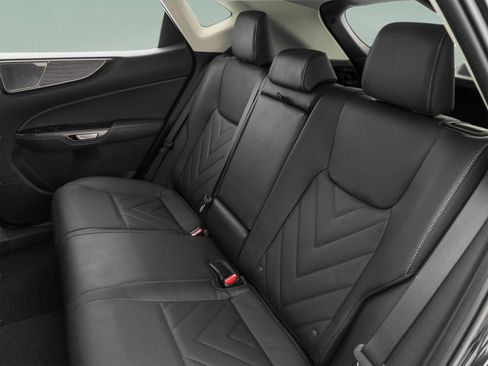 Used 2025 Lexus NX 250 FWD w/ Towing Package (2000 Lbs) image 17