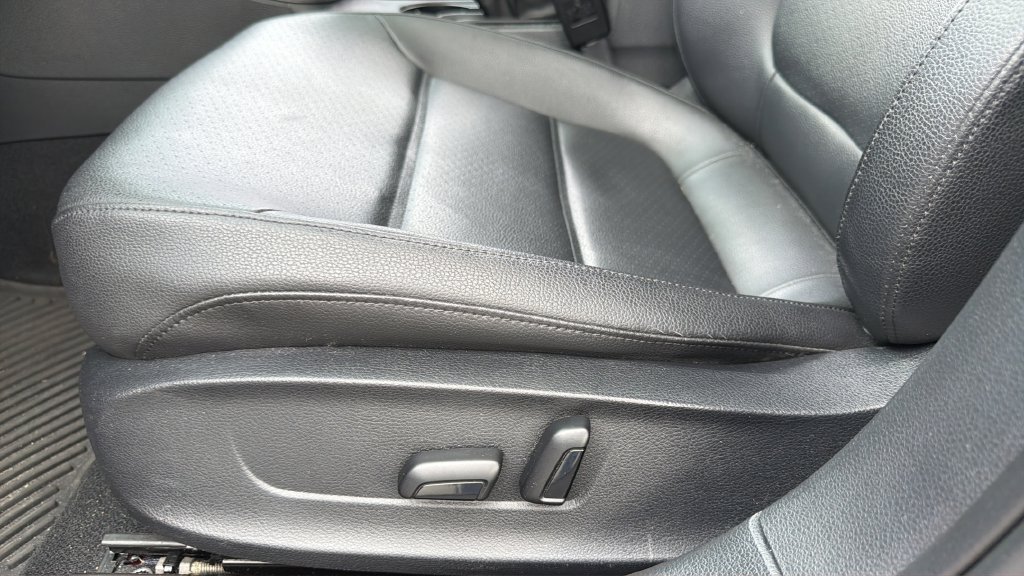 Used 2017 Volkswagen Jetta SEL FWD image 16