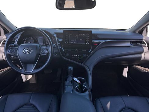 Used 2023 Toyota Camry SE w/ Convenience Package FWD image 10