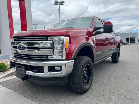 Used 2017 Ford F350 Lariat w/ Lariat Ultimate Package AWD/4WD image 2