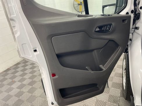 Certified 2022 Ford Transit 350 XLT image 16