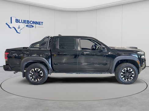 Used 2022 Nissan Frontier Pro-X RWD image 4