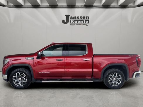 Used 2023 GMC Sierra 1500 SLT w/ SLT Premium Package AWD/4WD image 1