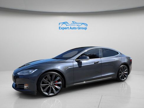 Used 2016 Tesla Model S P90D image 4
