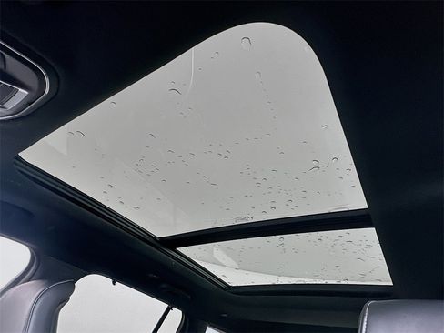 New 2025 Jeep Grand Cherokee Overland w/ Luxury Tech Group IV image 14