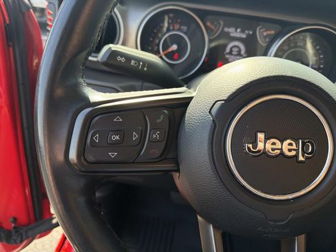 Used 2019 Jeep Wrangler Sport AWD/4WD image 19