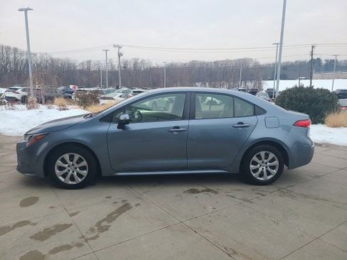 Used 2024 Toyota Corolla LE image 4