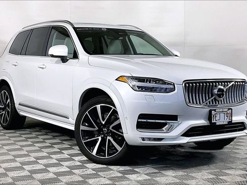 Used 2023 Volvo XC90 B6 Plus w/ Protection Package Premier AWD/4WD image 12
