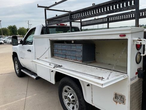 Used 2014 Chevrolet Silverado 3500 W/T AWD/4WD image 15