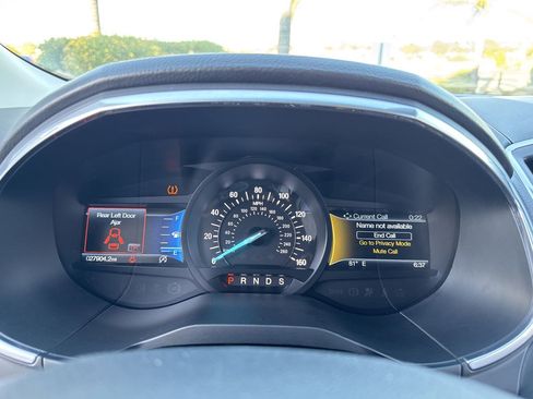 Used 2019 Ford Edge Titanium w/ Cargo Accessory Package image 22