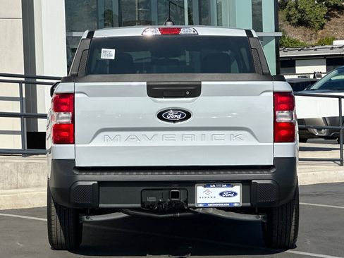New 2025 Ford Maverick XLT w/ XLT Luxury Package image 4