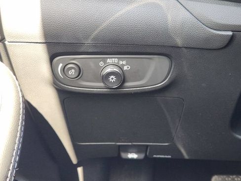 Used 2024 Buick Encore GX Sport Touring w/ Advanced Technology Package FWD image 22