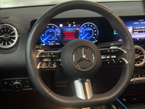 Certified 2025 Mercedes-Benz EQB 250+ image 35