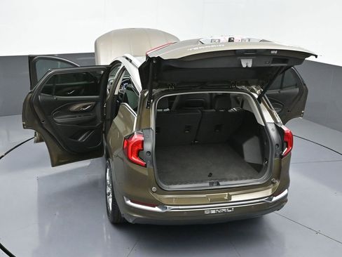 Used 2023 GMC Terrain Denali image 51
