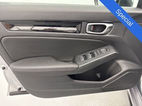 Used 2022 Honda Civic EX-L image 17