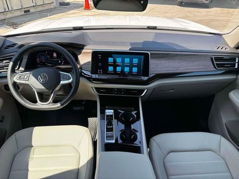 New 2026 Volkswagen Atlas SEL image 18