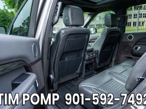 Used 2017 Land Rover Discovery HSE AWD/4WD image 13