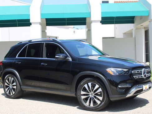Certified 2025 Mercedes-Benz GLE 350 4MATIC image 3