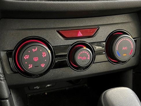 Used 2020 Subaru Impreza 2.0i image 9