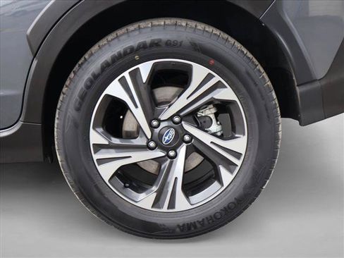 Used 2024 Subaru Crosstrek 2.0i Premium AWD/4WD image 30