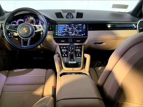 Certified 2023 Porsche Cayenne Platinum Edition AWD/4WD image 14