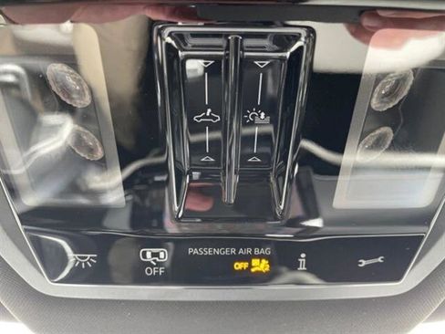 New 2025 Volkswagen Atlas Cross Sport SEL Premium R-Line image 27