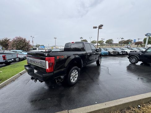 Used 2017 Ford F250 Platinum w/ Platinum Ultimate Package AWD/4WD image 3