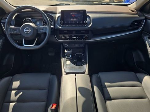 Certified 2023 Nissan Rogue SV w/ SV Premium B Package FWD image 13