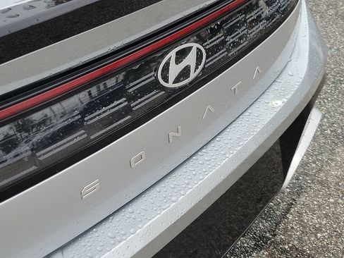 Used 2025 Hyundai Sonata SEL FWD image 6