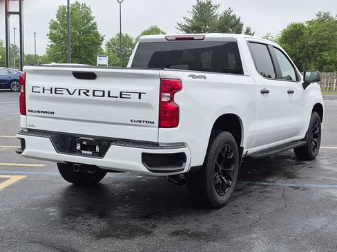 Used 2023 Chevrolet Silverado 1500 Custom AWD/4WD image 3