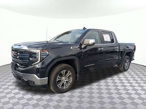 Used 2025 GMC Sierra 1500 SLT AWD/4WD image 7