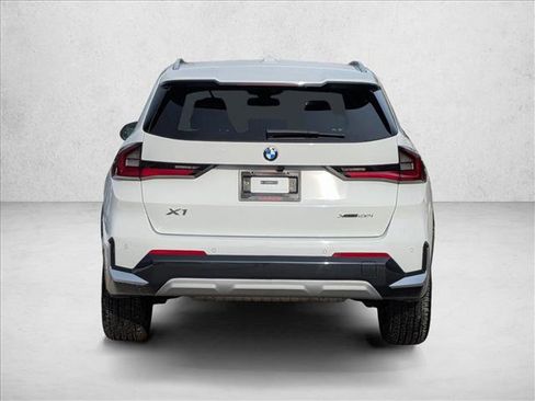 Certified 2025 BMW X1 xDrive28i w/ Convenience Package image 7