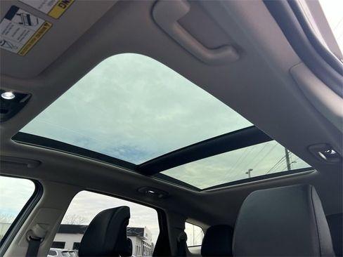 Certified 2024 Kia Sportage SX image 22