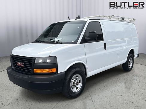 Used 2023 GMC Savana 2500 w/ Driver Convenience Package image 1