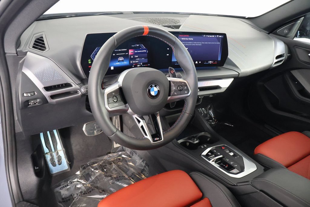 Used 2025 BMW M235i xDrive w/ M Sport Professional Package AWD/4WD image 7