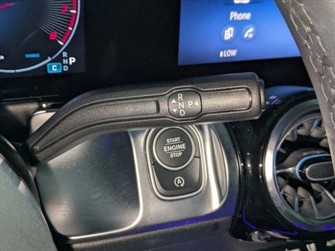 Certified 2025 Mercedes-Benz GLB 250 image 15