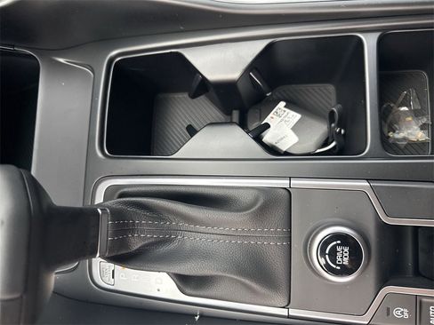 New 2026 Kia Sorento LX image 36