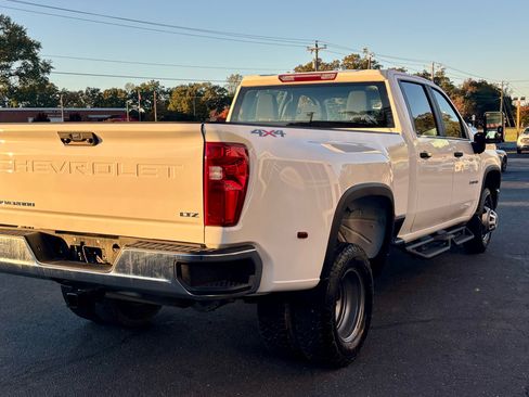 Used 2020 Chevrolet Silverado 3500 W/T w/ WT Fleet Convenience Package image 6