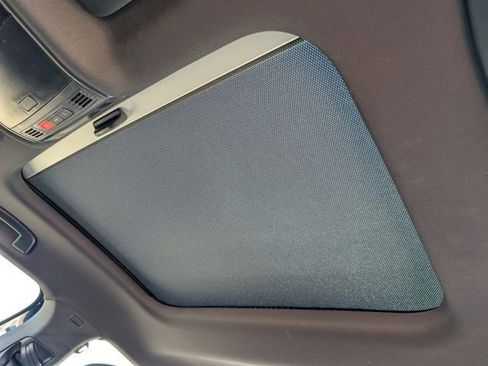 Used 2025 Volkswagen Jetta GLI Autobahn image 15