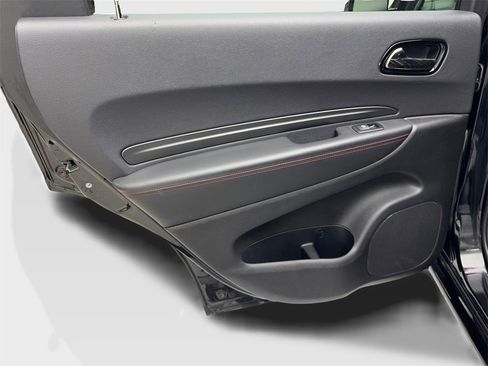 Used 2024 Dodge Durango GT image 37