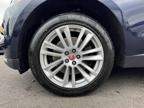 Used 2017 Jaguar F-PACE Prestige image 9