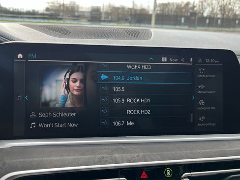 Used 2022 BMW X5 xDrive40i w/ M Sport Package image 42