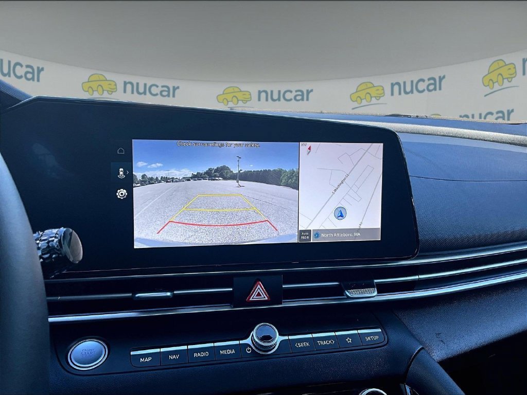 Used 2026 Hyundai Elantra Limited FWD image 19