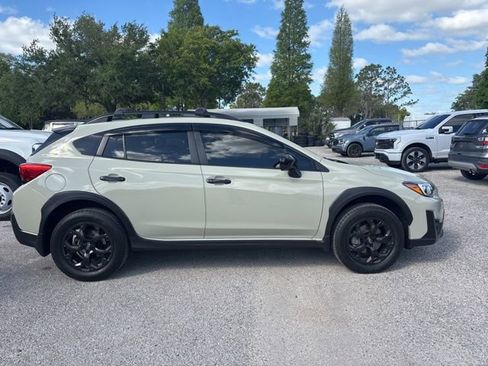 Used 2023 Subaru Crosstrek 2.0i Premium w/ Special Edition image 4