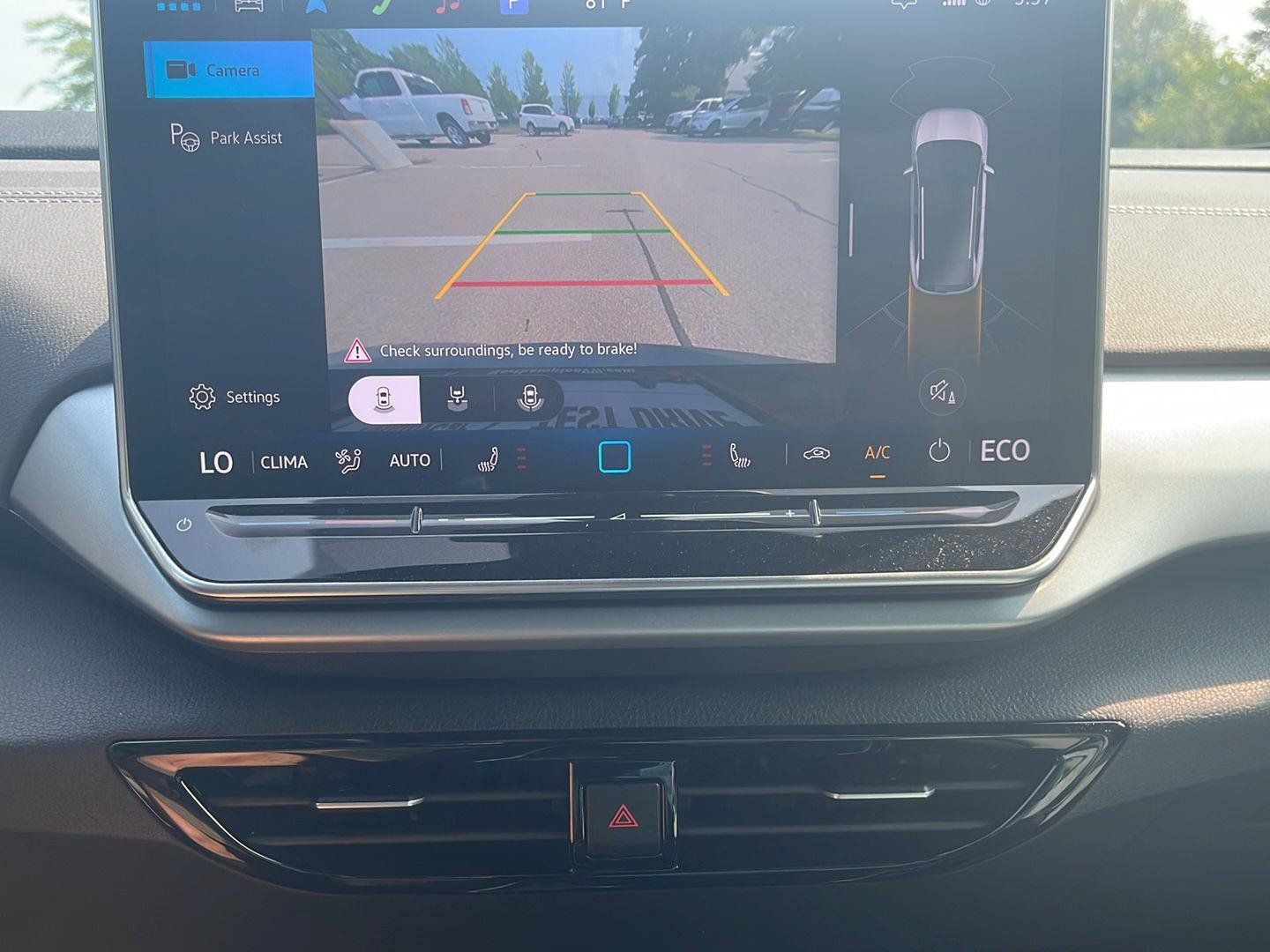 Certified 2025 Volkswagen ID.4 Pro AWD/4WD image 30