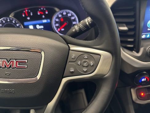 Certified 2023 GMC Acadia SLT w/ LPO, Floor Liner Package image 28